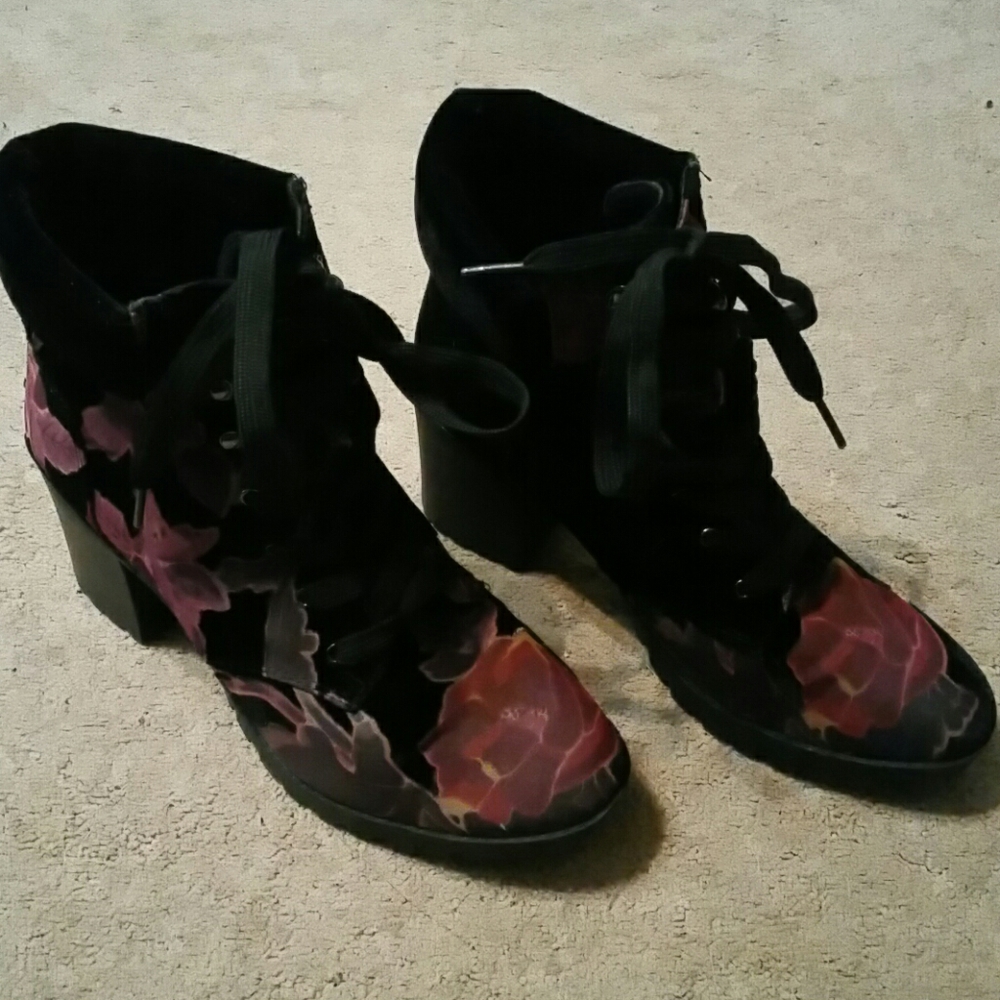 SM New York boots